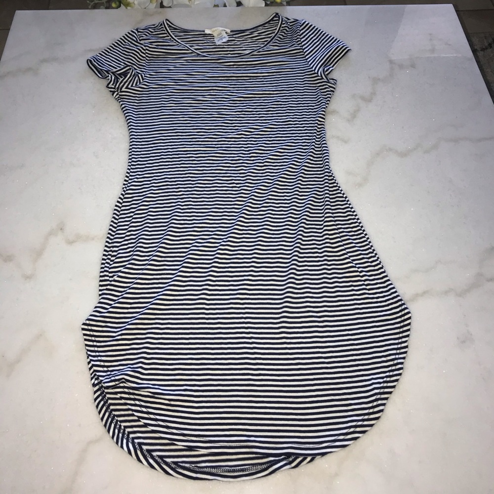 Stripped bodycon t-shirt dress